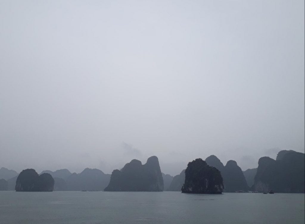 Solo backpacking in Cat Ba HaLong Bay